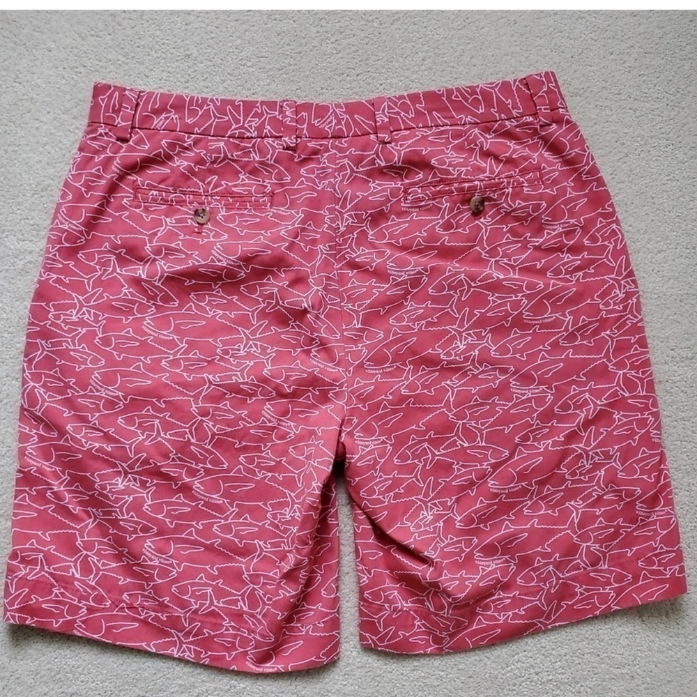 Vineyard Vines Men's Breaker Shorts Salmon and White Shark Fish Outline sz32 E - Picture 4 of 9